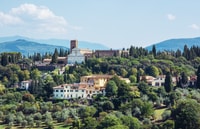Florencia, alquiler de E-Vespa con Smartphone Tour y Degustación - Hizvo