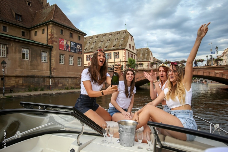 Besuch von Straßburg mit dem Privatboot