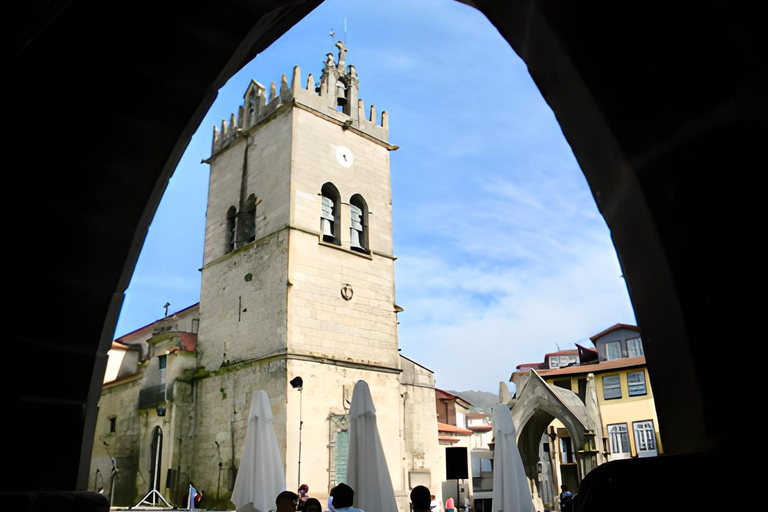 Van Porto: Wonders of Braga & Guimaraes Private Day Trip