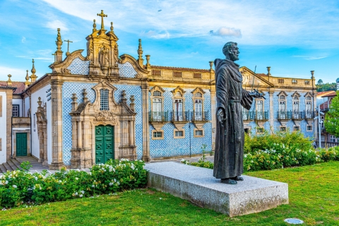 Van Porto: Wonders of Braga & Guimaraes Private Day Trip