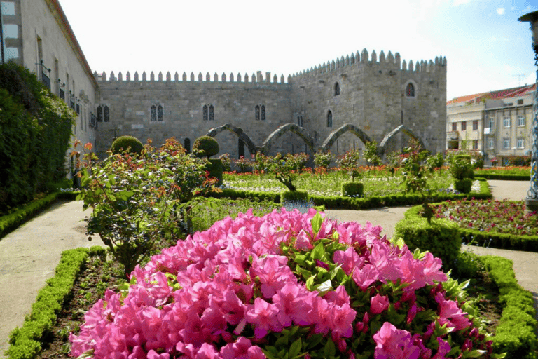 From Porto: Wonders of Braga & Guimaraes Private Day Trip