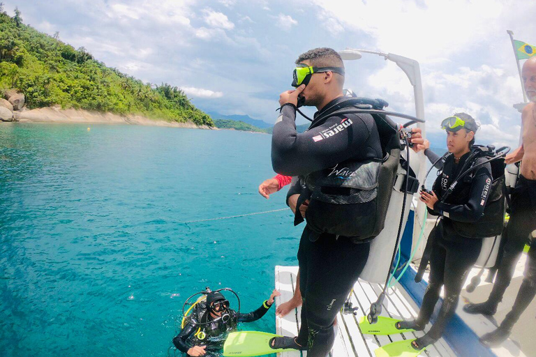 Paraty: Odkryj nurkowanie dla początkującychParaty: Discovery Scuba Diving Experience dla początkujących