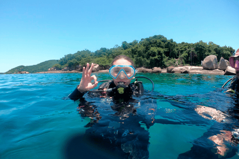 Paraty: Esperienza di immersione subacquea alla scoperta dei principiantiParaty: Discovery Scuba Diving Experience per principianti