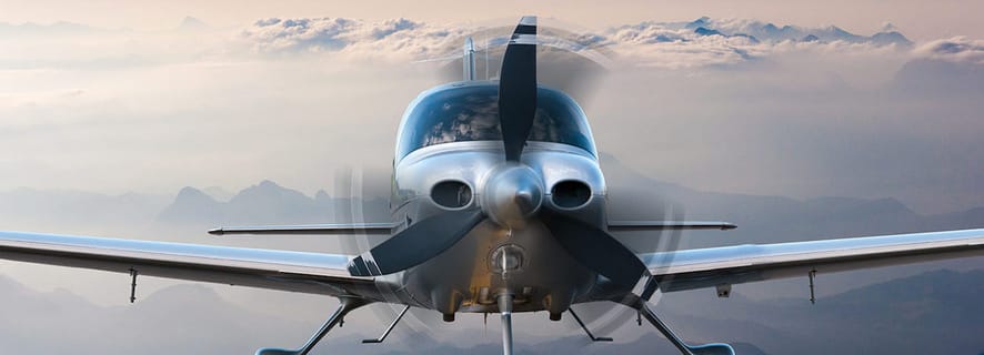 Niagara Falls: Scenic Airplane Tour w/ Chocolate & Champagne