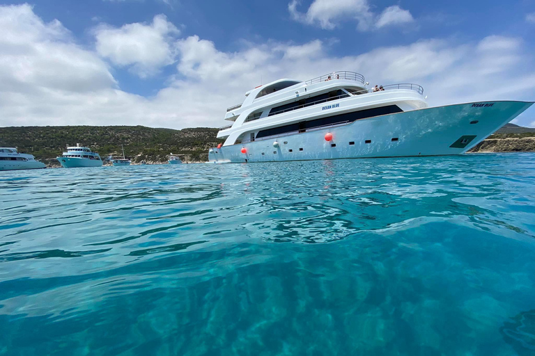 Paphos: Cruise to Blue Lagoon with Buffet and Open Bar Ocean Blue cruise to Blue Lagoon Afternoon cruise