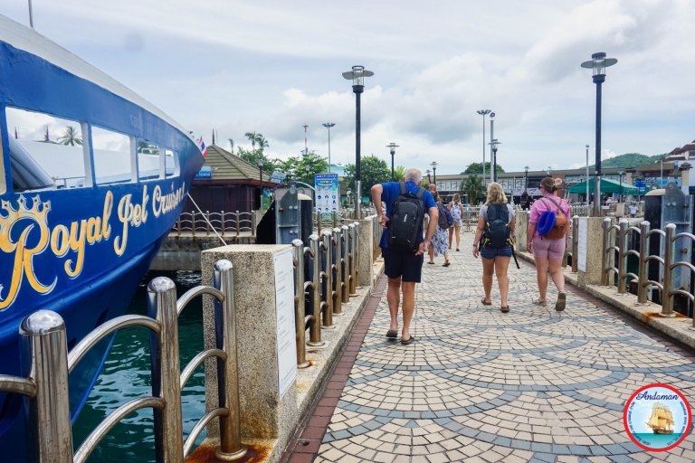 Phuket : transfert en ferry vers les îles Phi PhiAller simple: Phuket à Phi Phi Tonsai avec prise en charge à l'hôtel