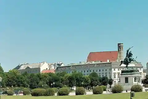 Wien: Geführte Stadtrundfahrt & Altstadt Highlights