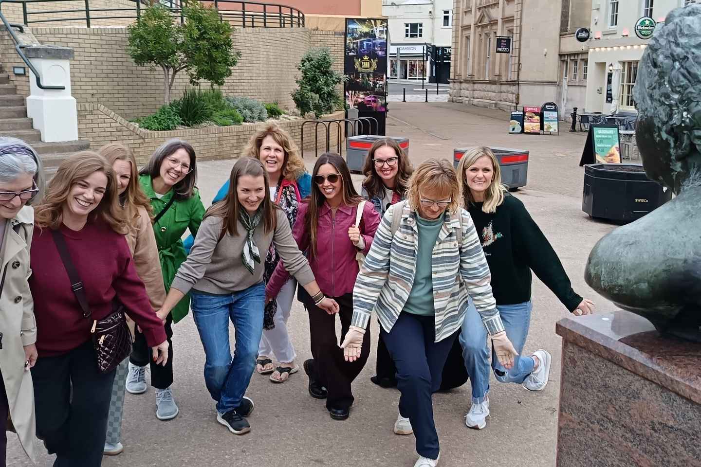 토키: 아가사 크리스티의 특별한 삶 여행