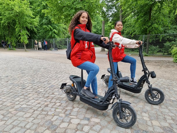 Berlin: Private E-Scooter Highlights Tour