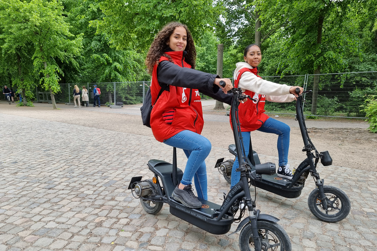 Berlin: Privat E-Scooter Highlights Tour