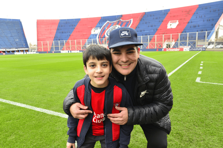 Fußball in Buenos Aires: Erlebe die Leidenschaft bei einem Spiel von San Lorenzo de Almagro