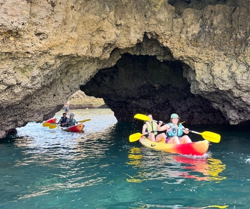 Albufeira: Caves and Cliffs Kayaking Tour