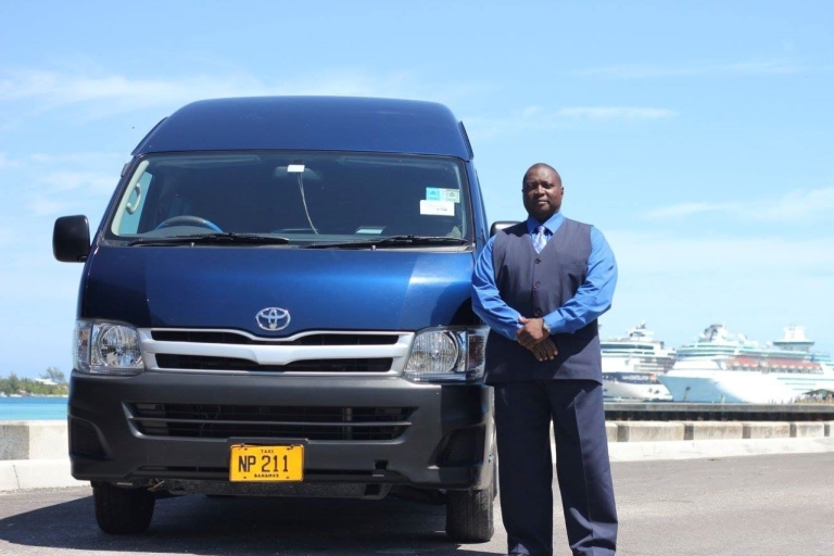 Nassau: transfer van Nassau Airport naar Cable BeachPrivé minibus