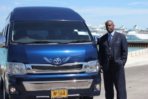 Nassau: transfer van Nassau Airport naar Cable BeachPrivébus