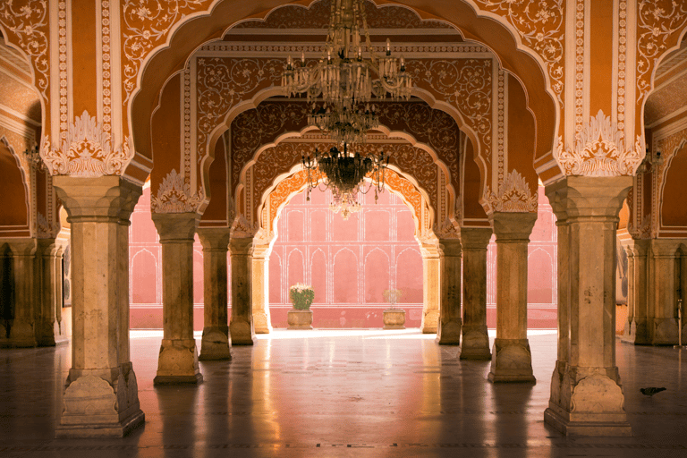 From Delhi: Guided Full Day Pinkcity Jaipur City Tour Jaipur Tour with Driver, Cab, Guide & Monuments Entrances