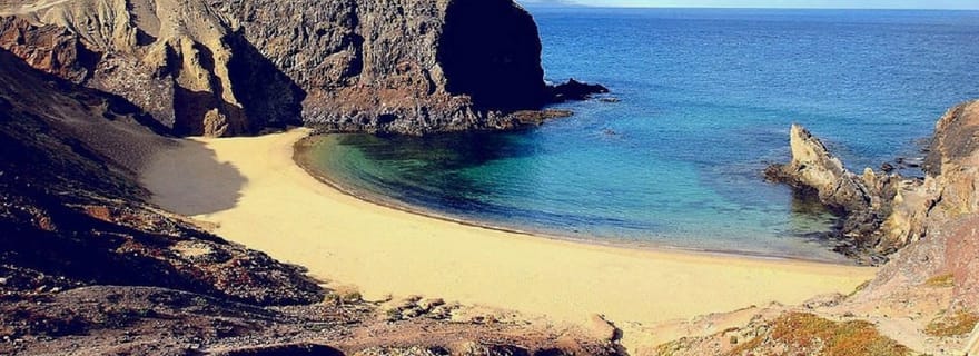 Billet de ferry aller-retour Fuerteventura-Lanzarote avec bus