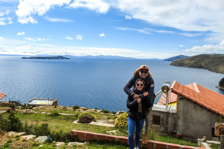 Z La Paz: prywatna wycieczka z przewodnikiem po jeziorze Titicaca i wyspach