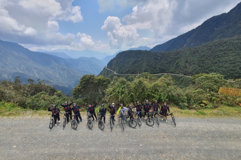 La Paz: Wycieczka rowerowa z przewodnikiem po Death Road z lunchem
