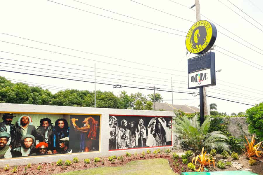 Kingston: Bob Marley Museum Tour von Ocho Rios aus. Foto: GetYourGuide Kingston: Bob Marley Museum Tour von Ocho Rios aus. Foto: GetYourGuide