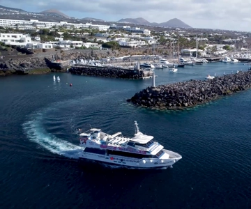 Lanzarote: Puerto del Carmen & Puerto Calero Boat Transfer