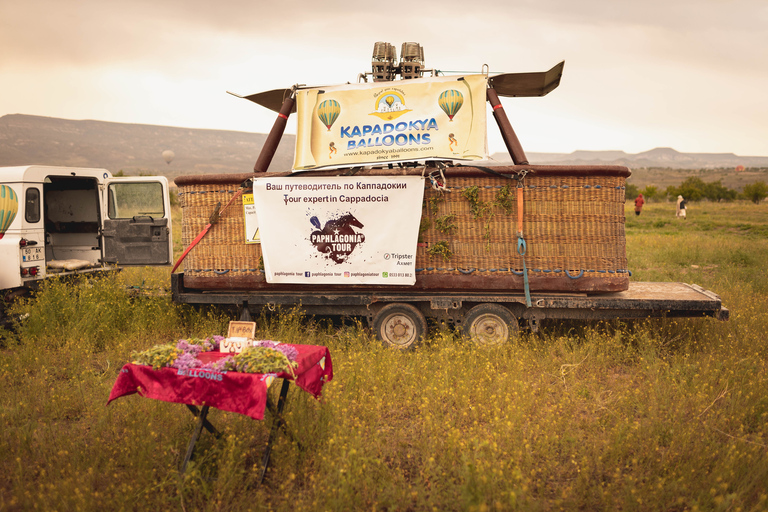 Göreme: Heißluftballonfahrt mit Transfer & Champagner