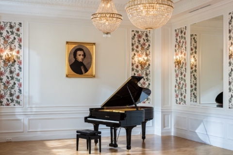 Varsovie : billet de concert Chopin avec coupe de champagneVarsovie : les concerts de Frédéric Chopin avec une coupe de champagne