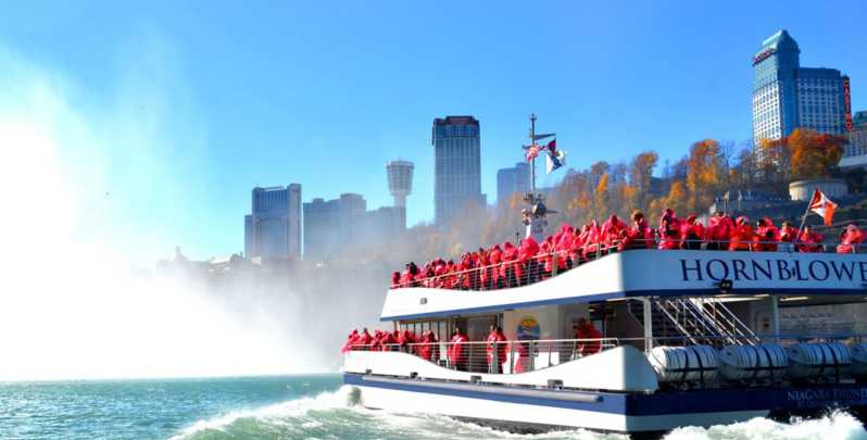 Toronto : journée d'excursion aux chutes du Niagara et croisière facultative