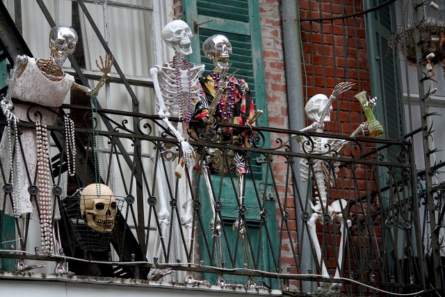 Visit New Orleans Haunted Pub Crawl in New Orleans