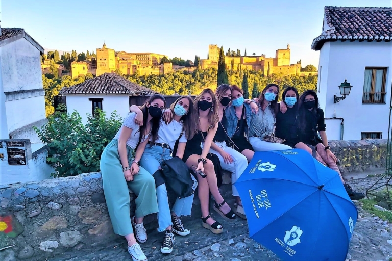 Granada: Guided Albaicin, Sacromonte en Viewpoints TourRondleiding Albaicin, Sacromonte en uitkijkpunten - Spaans