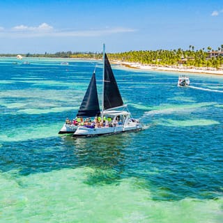 Power Cruise Tour with Snorkeling