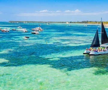 Power Cruise Tour com Snorkeling
