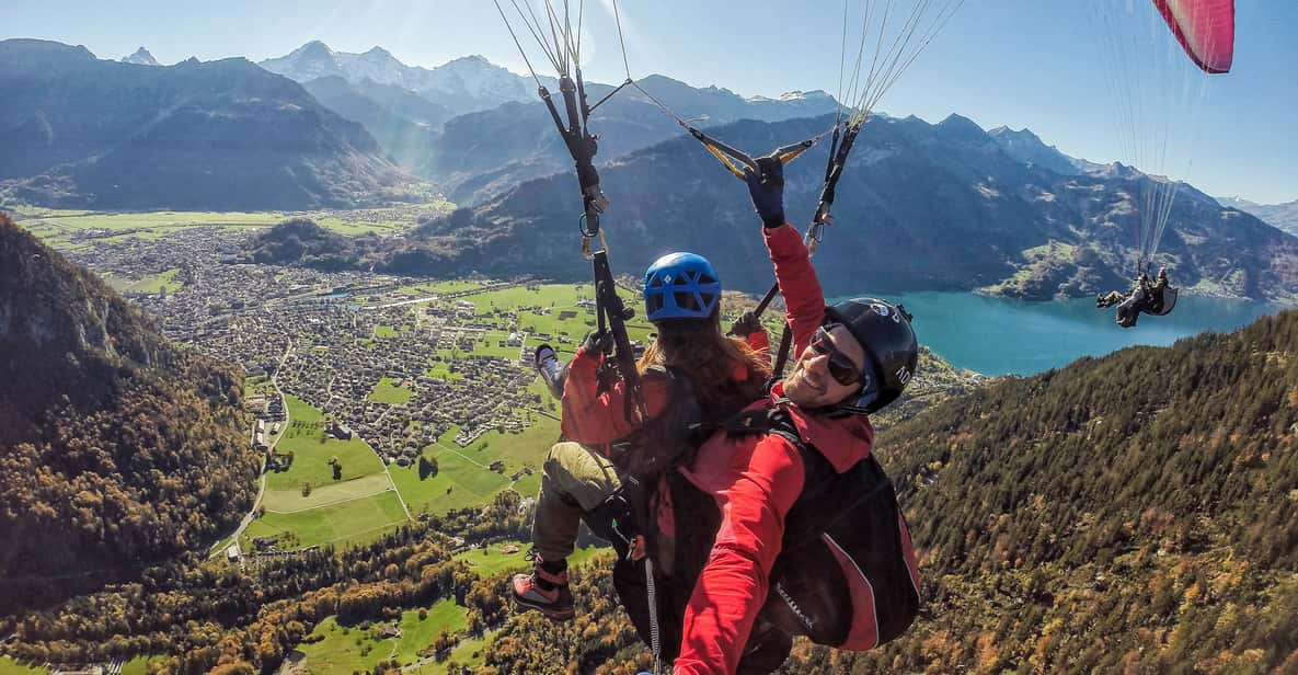 Tandem Paragliding in Interlaken