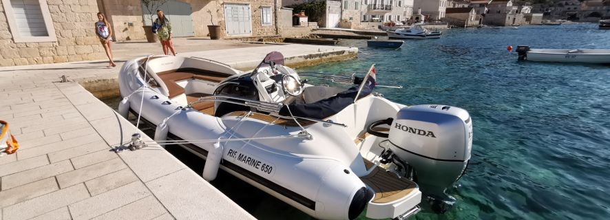 From Zadar: Private Full-Day Dugi Otok Speedboat Tour