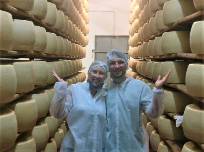 Parma: tour e degustazione di produzione di parmigiano e prosciutto di Parma