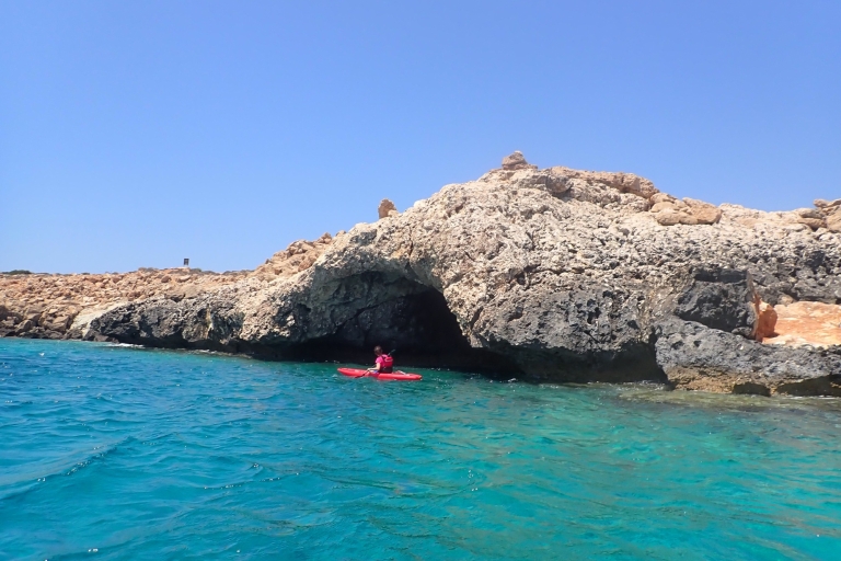 De Nicosie: visite guidée privée en kayak d'East Cape GrekoKayak guidé à East Cape Greko