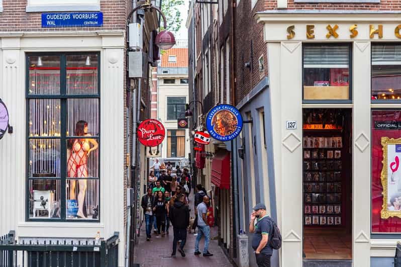 Amsterdam Selvguide Red Light District Photography Tour GetYourGuide