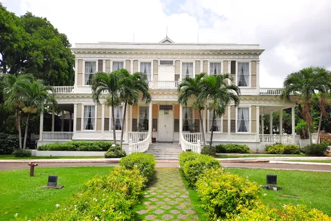 Devon House Heritage Tour with Ice Cream from Kingston