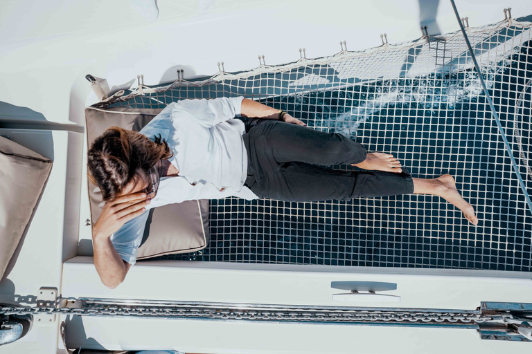 Nauplia: Crucero en catamarán con comida y bebida