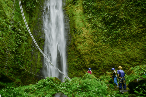 La Fortuna: Arenal Mundo Aventura Guided Adventure Tour