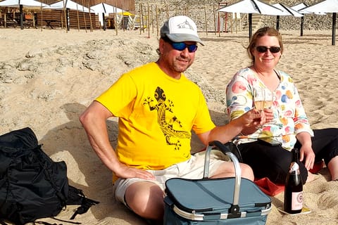 Lisbon: Coastal Sunset Tour with Sparkling Wine and Snacks