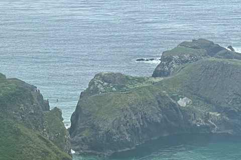 From Belfast: Private Giants Causeway Coastal Tour