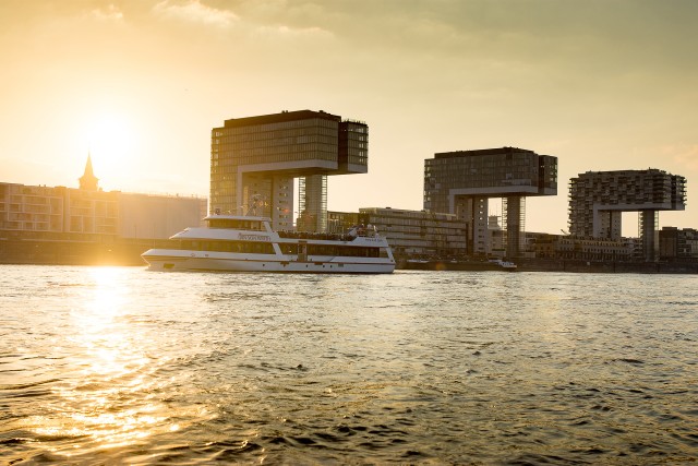 Visit Cologne 2-Hour Evening Cruise on the Rhine River in Colonia, Alemania