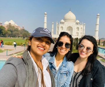 From Delhi: Private Taj Mahal and Agra Tour by Express Train