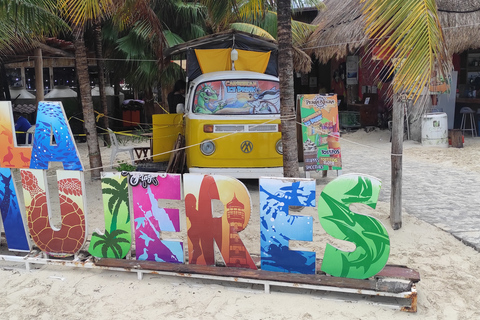 Isla Mujeres: Katamaran mit Open Bar, Schnorcheln und MittagessenTour mit offener Bar