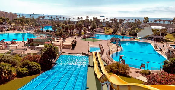 Costa Dorada: Aquopolis Entry Ticket