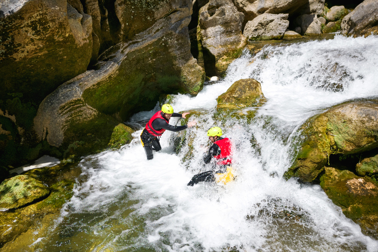 Från Split: Extrem canyoning på Cetina-flodenUtan transfer från Split