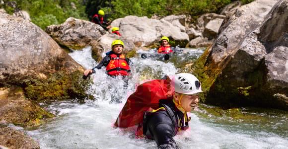 Von Split/Šestanovac aus: Canyoning auf dem Fluss Cetina