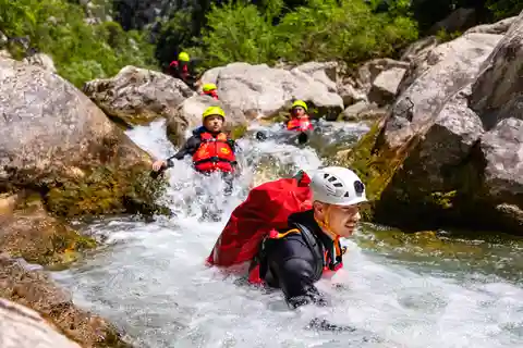 Vanuit Split/Šestanovac: Canyoning op de Cetina rivier