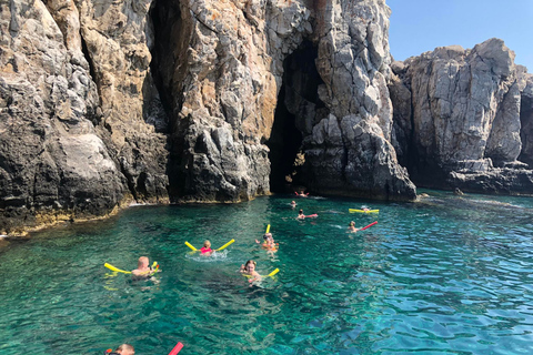 Faliraki: Viaje en barco a las bahías de Ladiko, Traganou y Antony Quinn