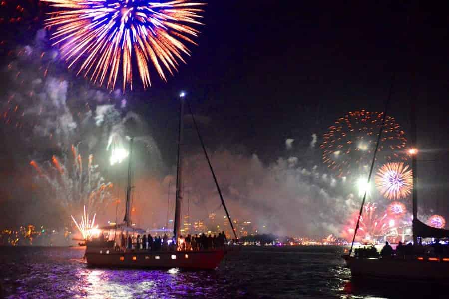 Miami: Feuerwerkskreuzfahrt mit Schnellboot am 4. Juli. Foto: GetYourGuide Miami: Feuerwerkskreuzfahrt mit Schnellboot am 4. Juli. Foto: GetYourGuide